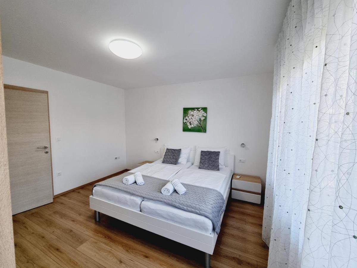 Apartman Maslina Krk Town Extérieur photo